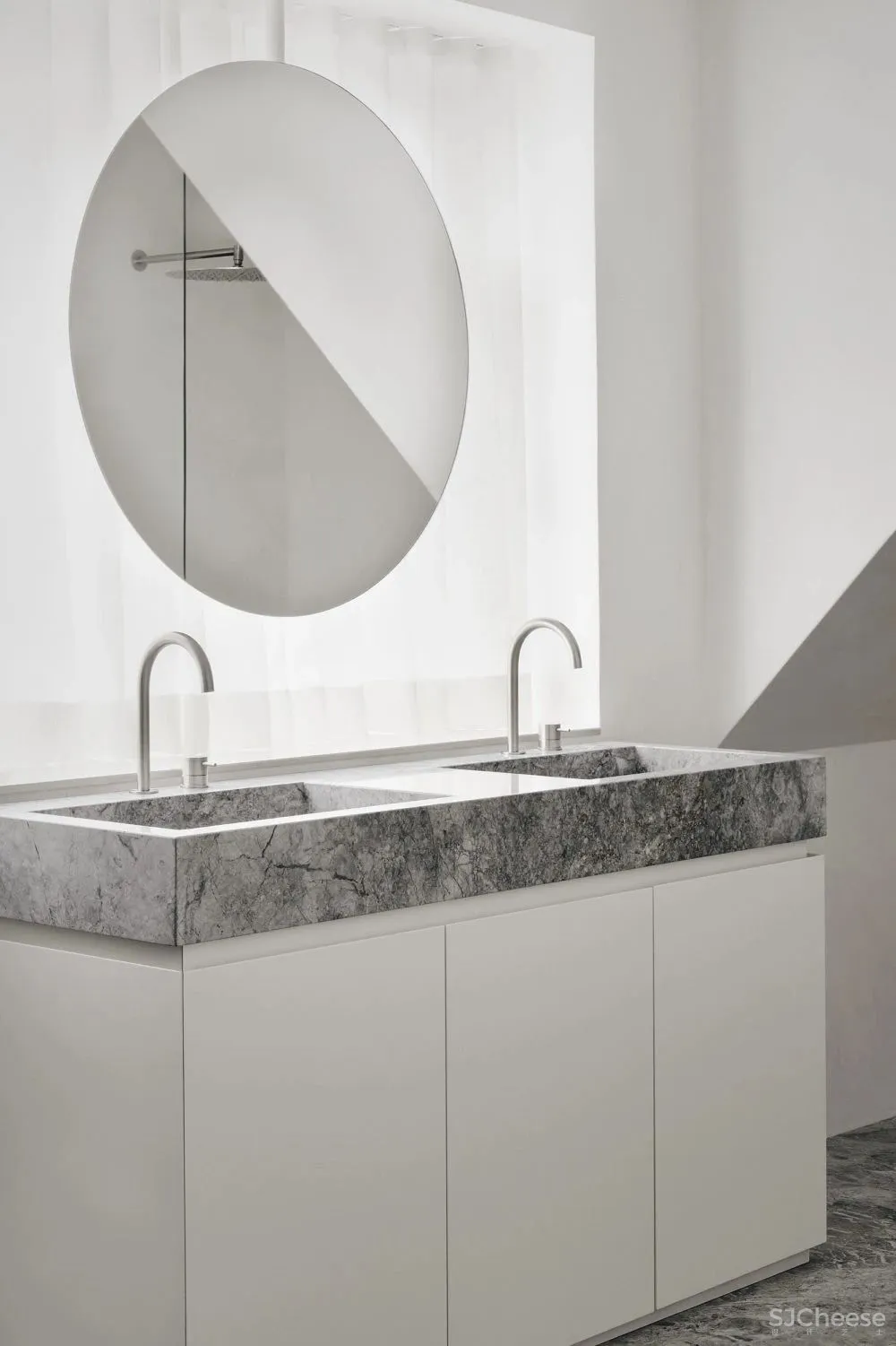 Atelier Barda 新作 宁静的黑白极简主义