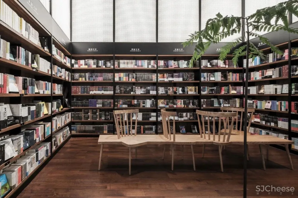 李玮珉新作 成都「九方書店」效果图和实景照片