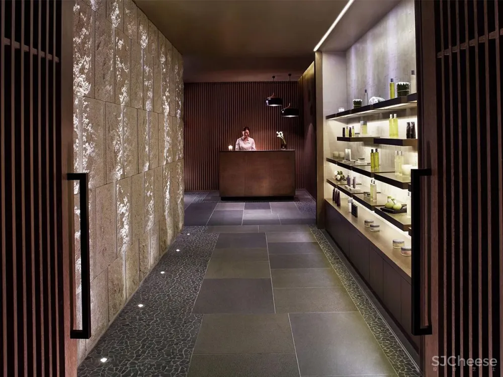 鸭川河畔望东山 I 京都·丽思卡尔顿酒店