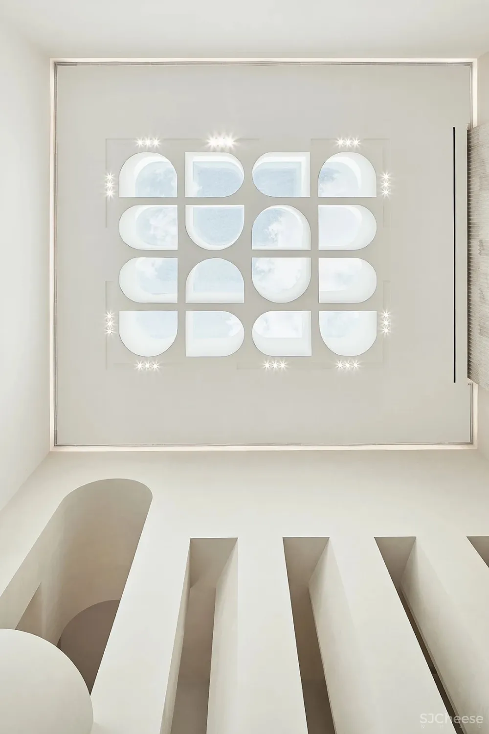 G ART 集艾：反潮流的白，探寻纯粹极简的艺术灵性