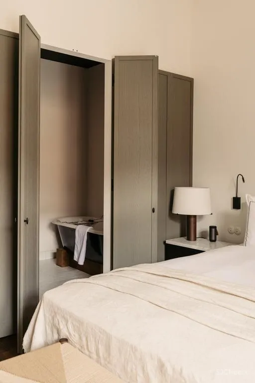 比利时修道院改造的August酒店-古典主义与现代元素的碰撞!