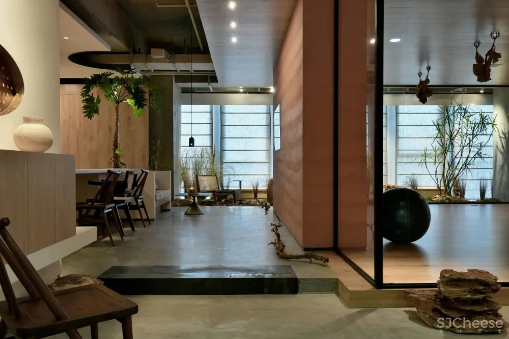 HOOOLD空间设计:愈创木瑜伽 城市边界!