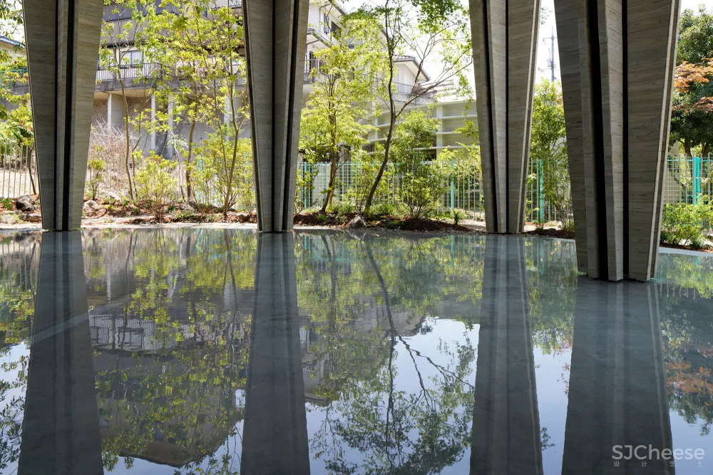 日本设计的幼儿园食堂,还能开生日趴,有员工休息区,空间利用到了极致