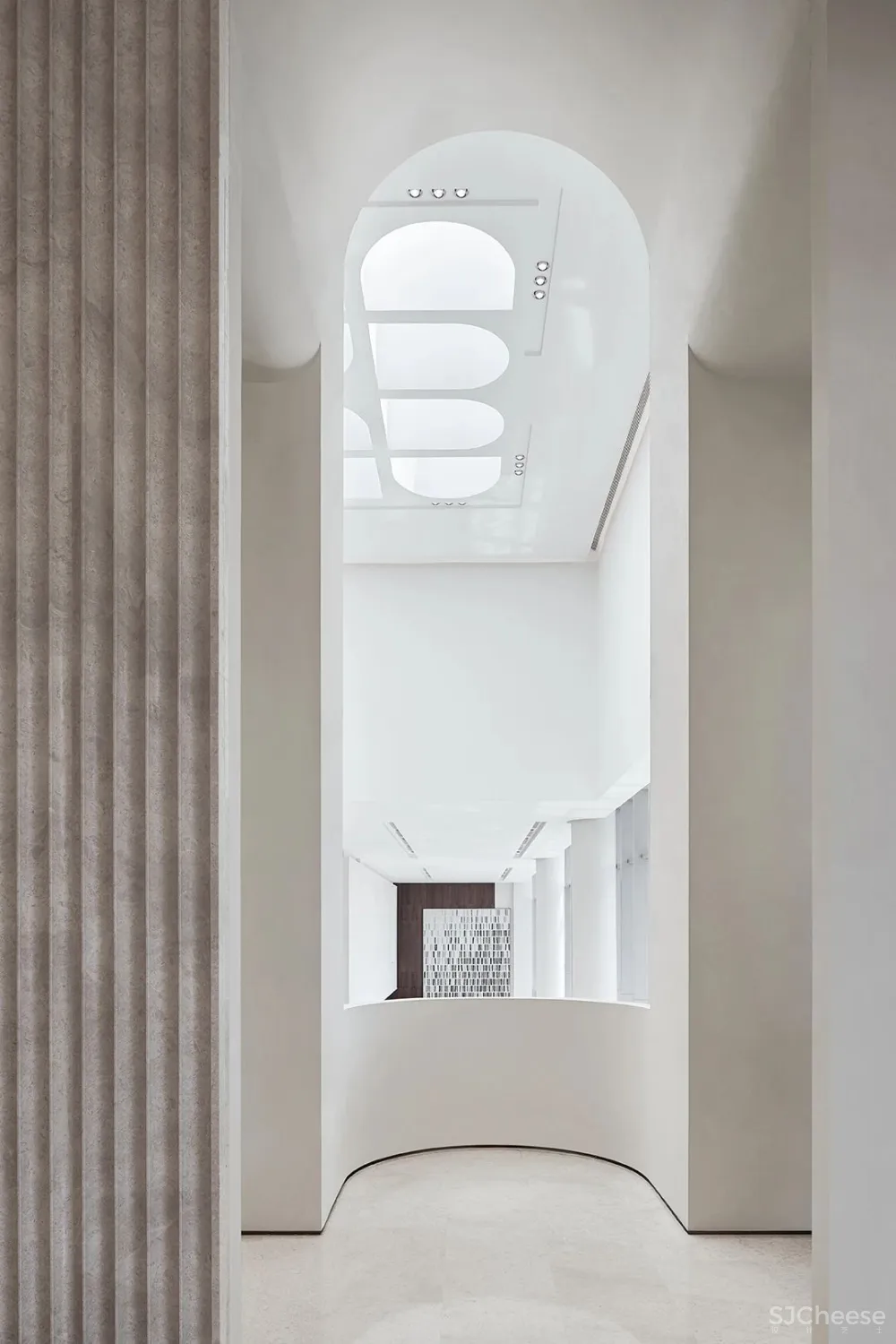 G ART 集艾：反潮流的白，探寻纯粹极简的艺术灵性