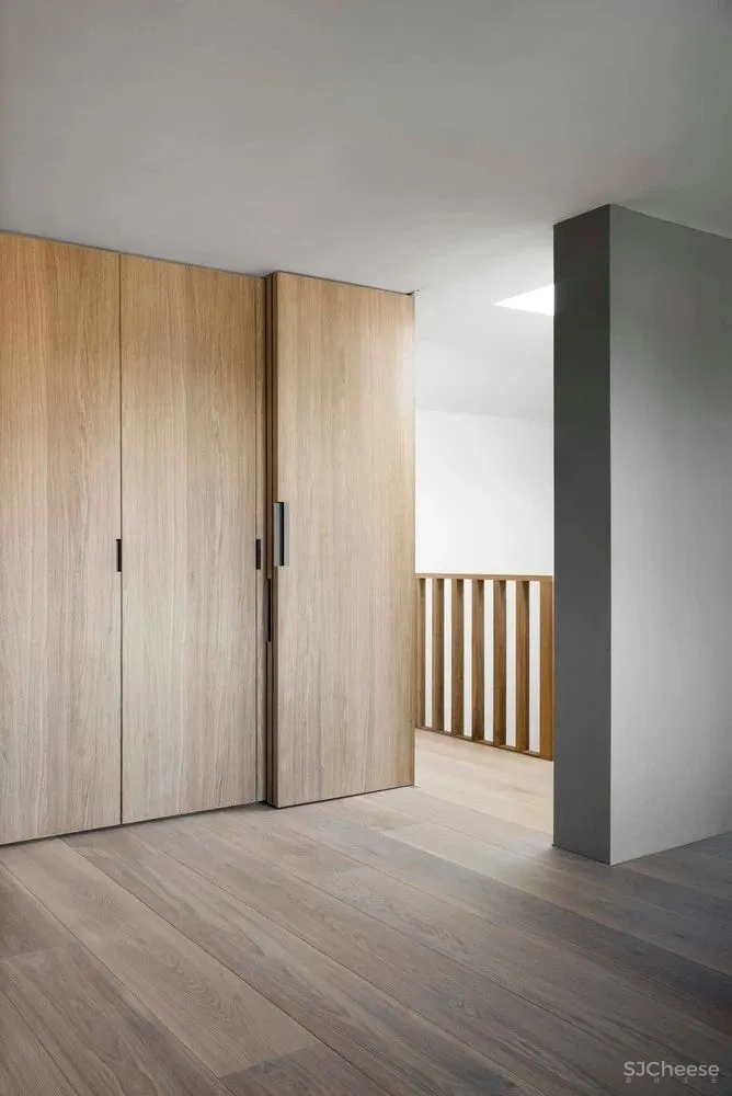 McLaren Excell-极简并不是一味地返璞归真!!