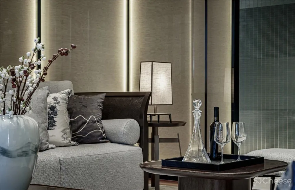 凌子达新作 疏影横斜间,延续空间的静雅