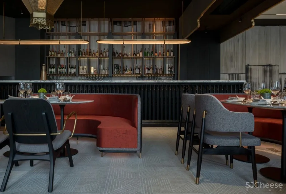 蜂鸟设计:续航14年,他们创作的餐饮空间“很超纲”