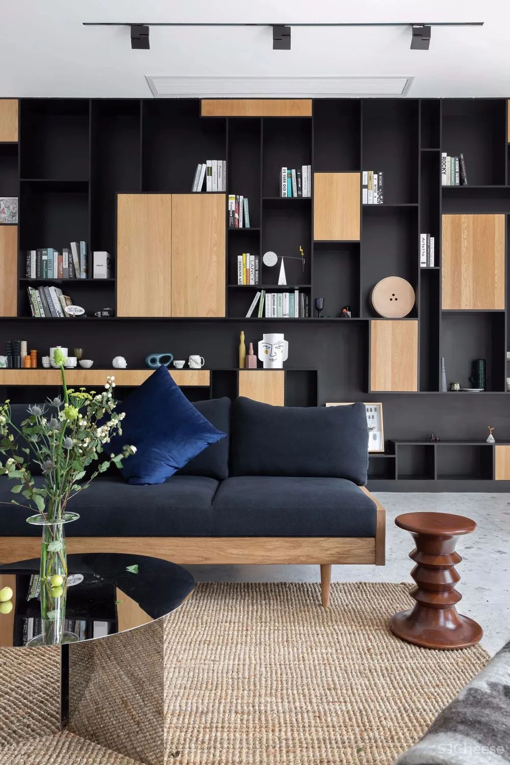 242㎡五室四卫，30种高级撞色，还有悬浮衣帽间 空中花园？！