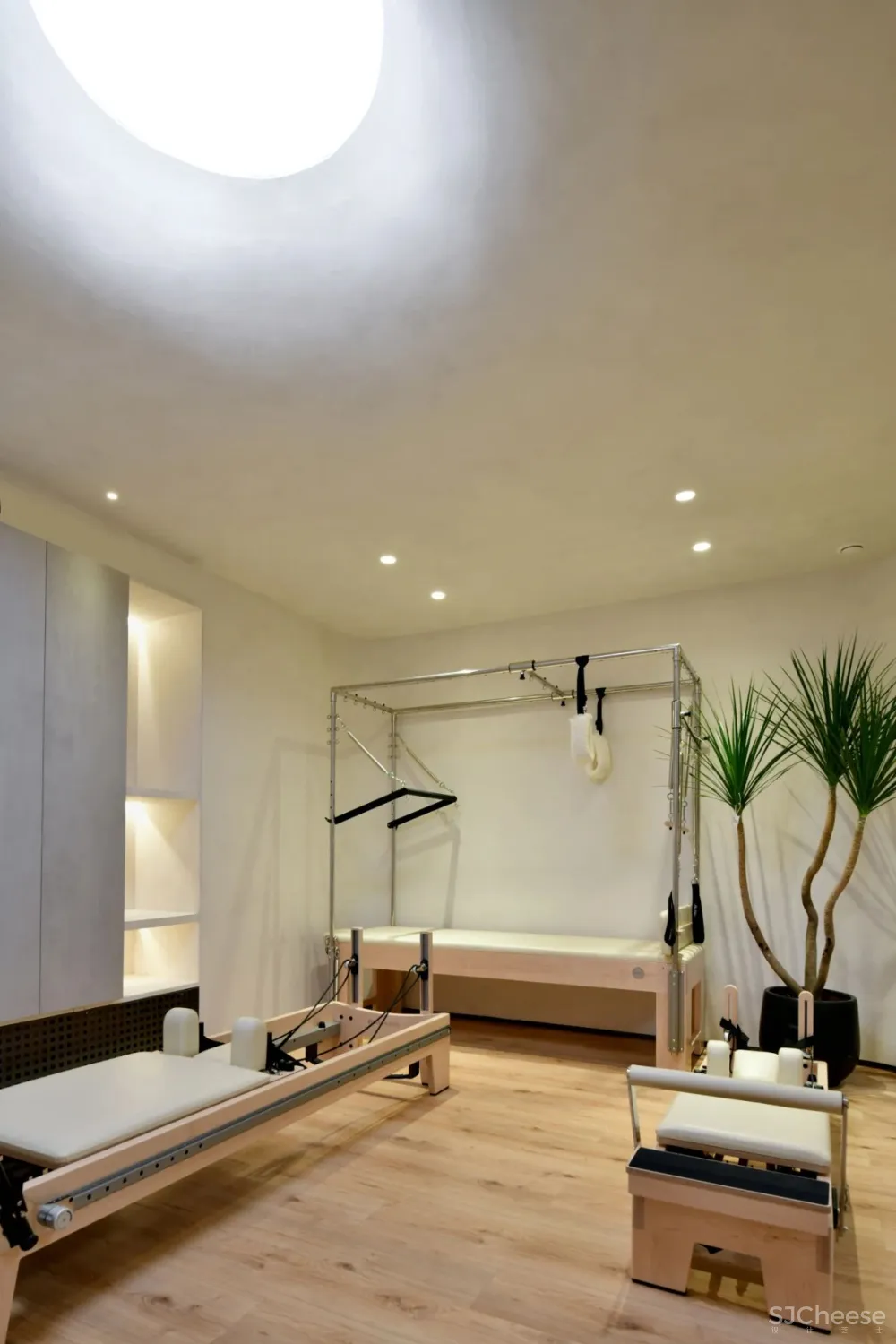 HOOOLD空间设计:愈创木瑜伽 城市边界!