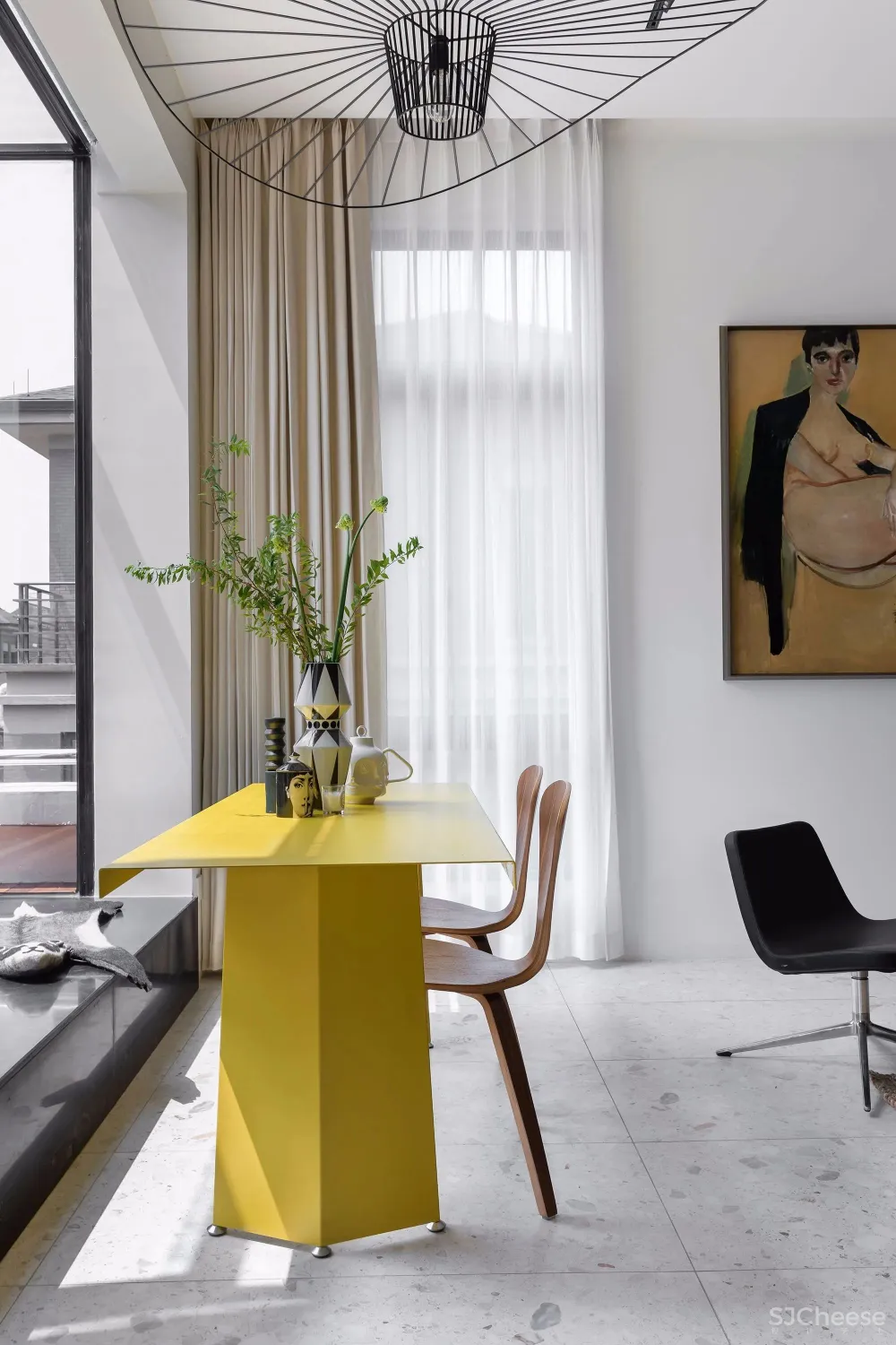 242㎡五室四卫，30种高级撞色，还有悬浮衣帽间 空中花园？！