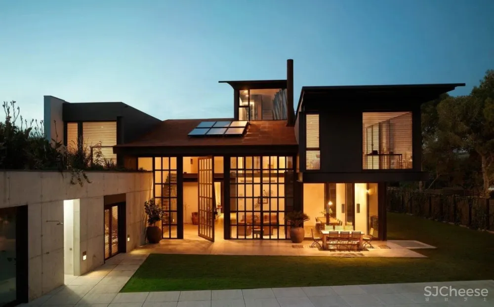 他设计的10栋别墅,每一个都“机关算尽”太酷了!