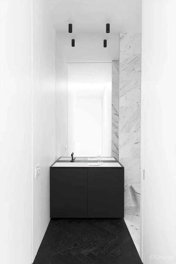 有色彩洁癖的设计师，设计的家居是什么样的？