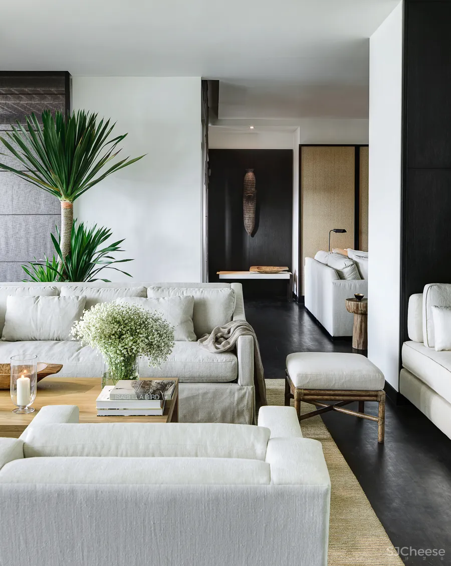 他曾与Kerry Hill 一起设计安缦伊沐,自然朴质的极致呈现