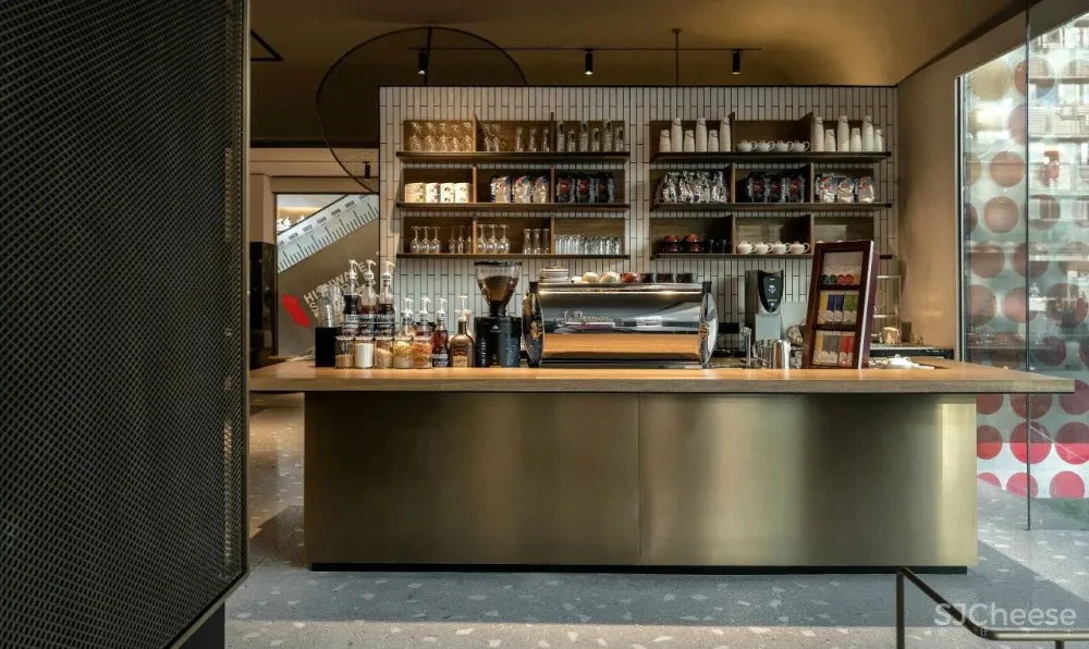 蜂鸟设计:续航14年,他们创作的餐饮空间“很超纲”