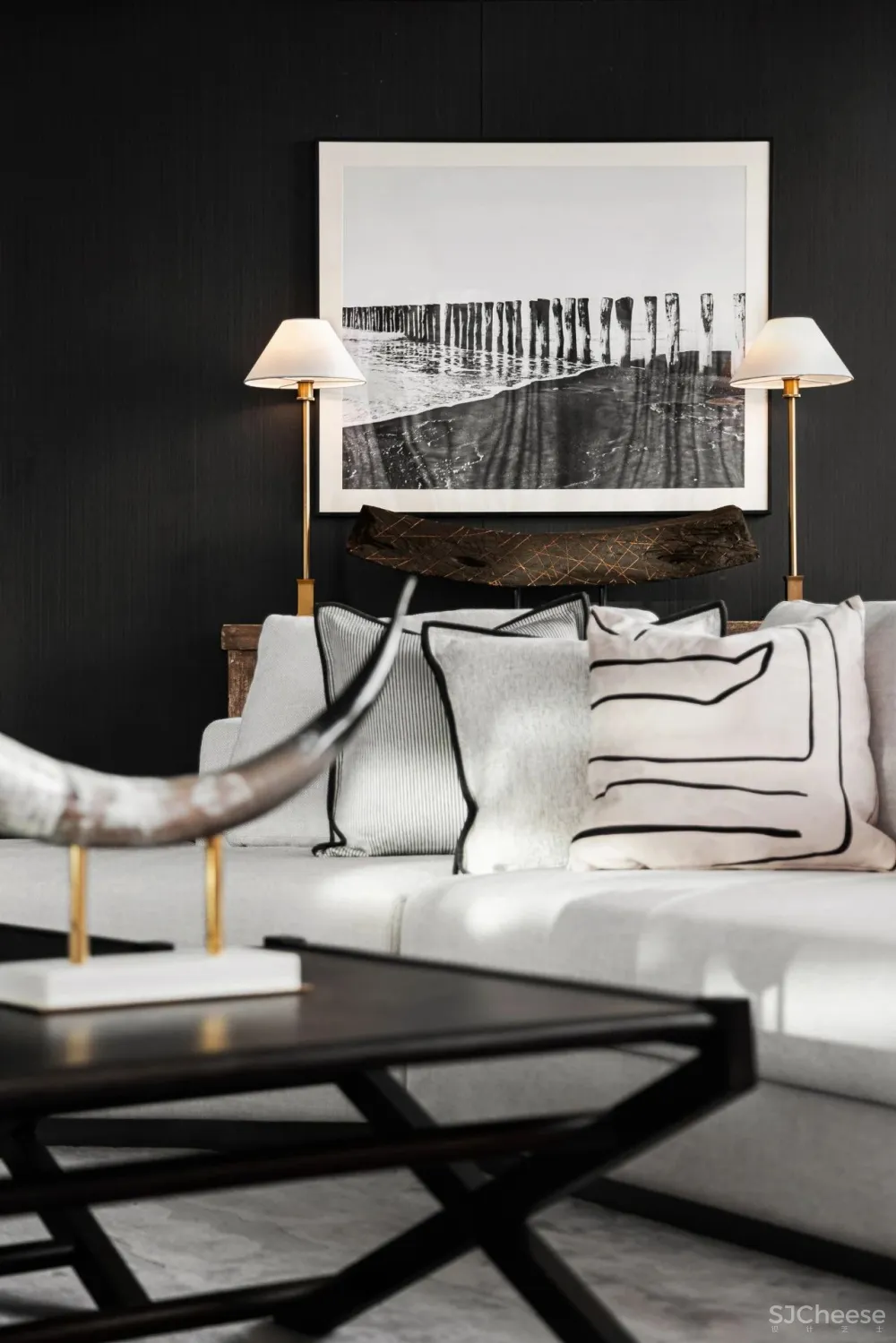 李益中丨超高层城市地标,高端公寓的先锋艺术