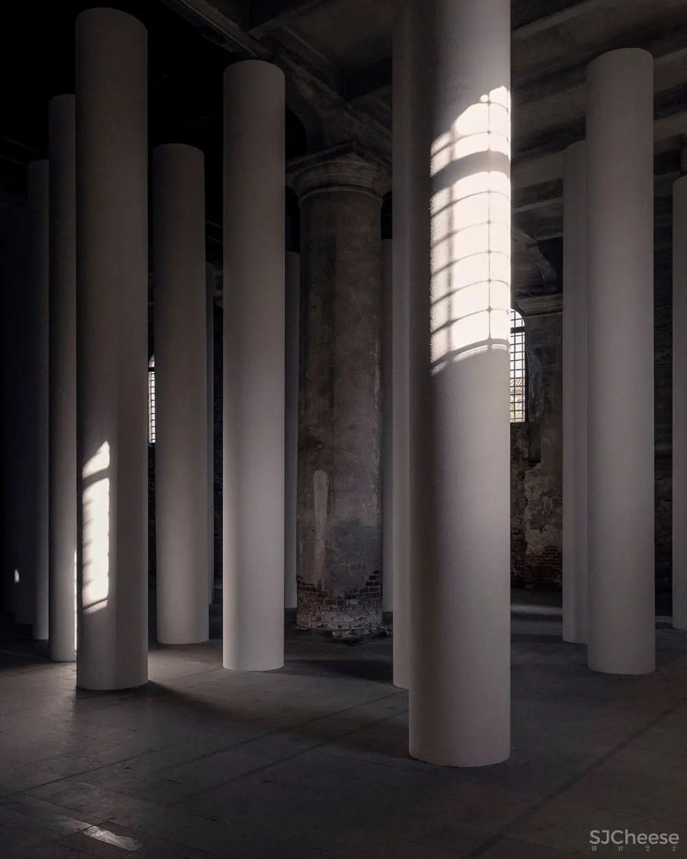 Valerio Olgiati丨纯粹和诗意的瑞士建筑哲学