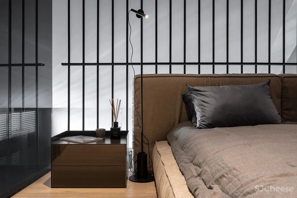 高级黑的家,就是这么酷