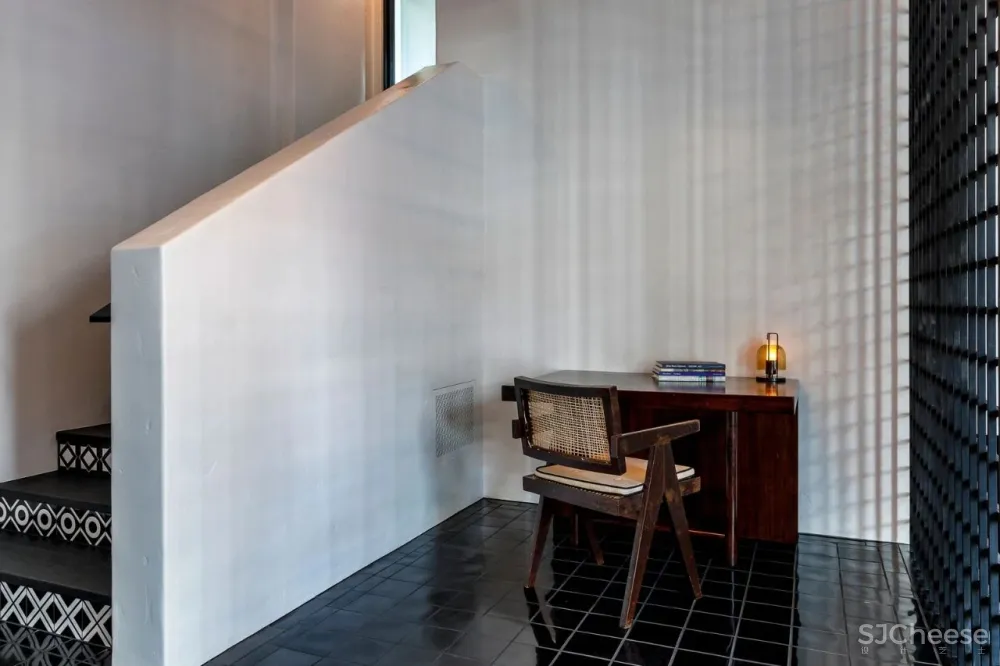 Inside Hitmaker Ryan Murphys Serene NYC and L.A. Homes