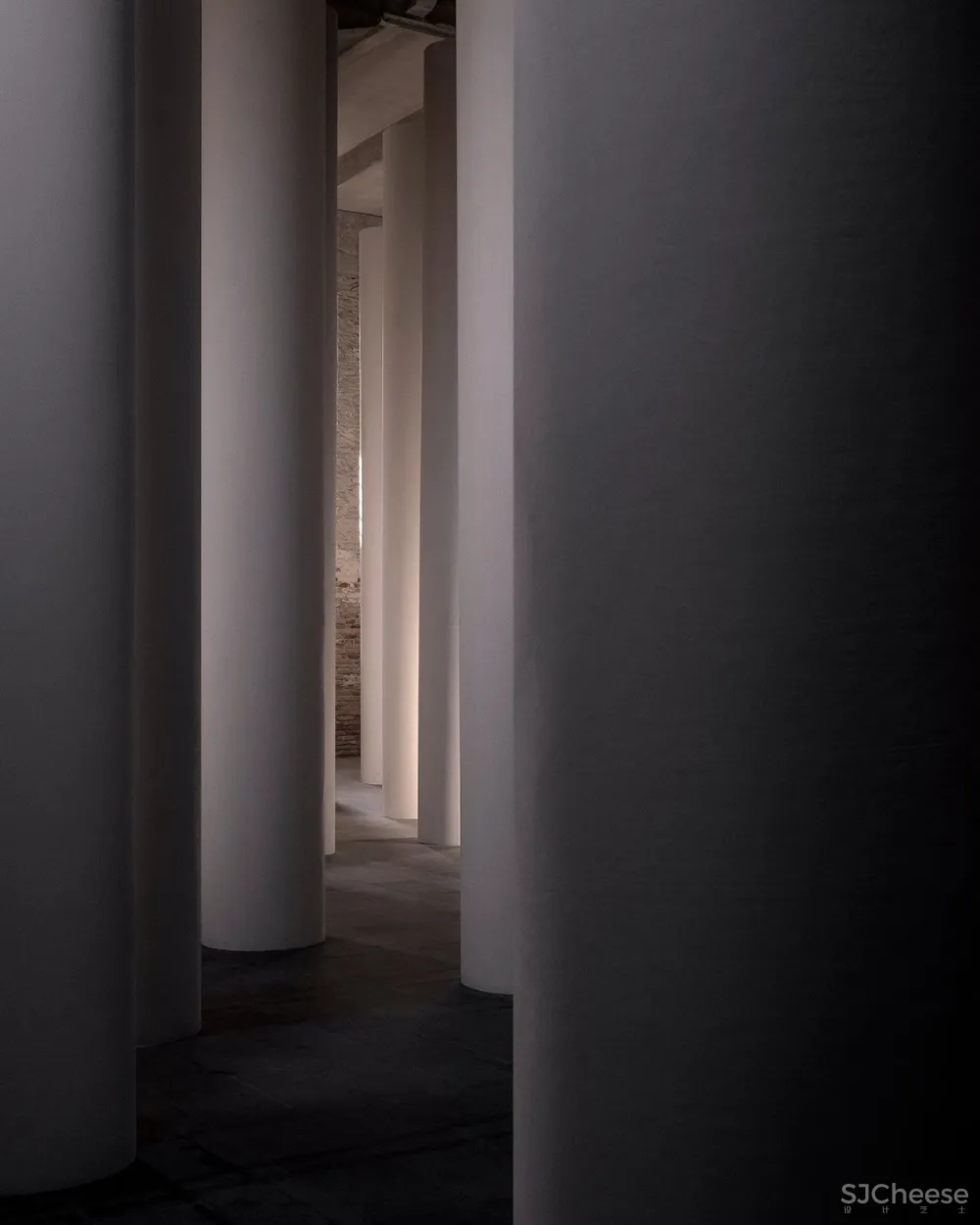 Valerio Olgiati丨纯粹和诗意的瑞士建筑哲学