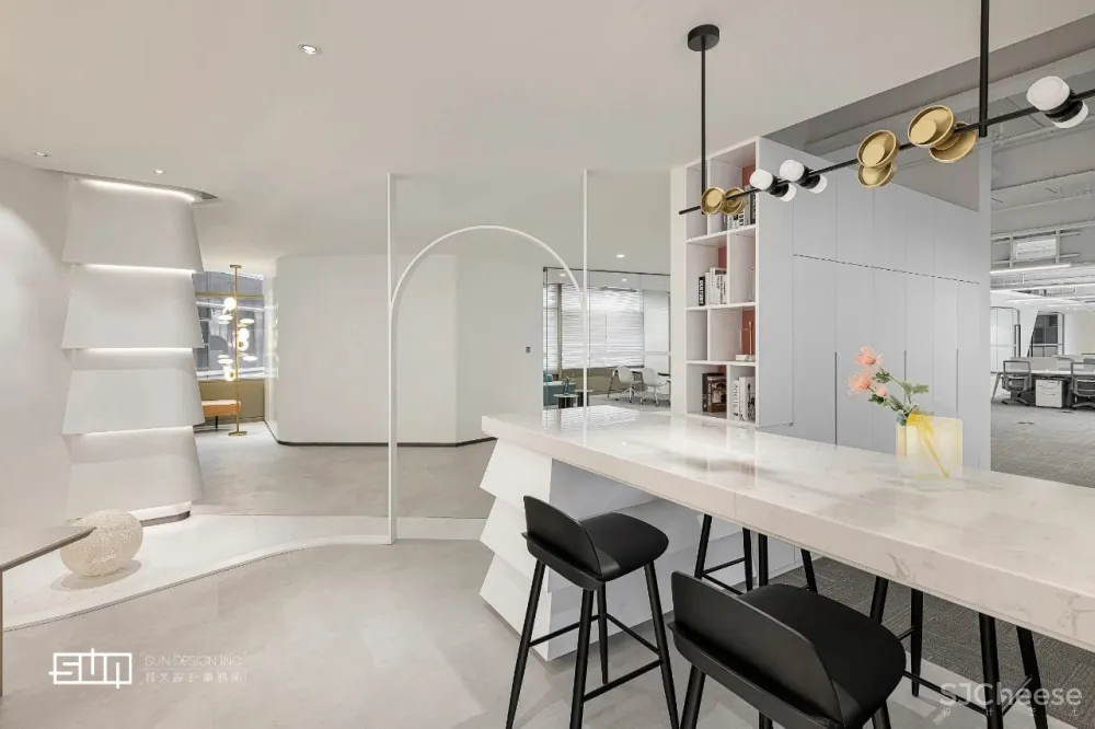 攸妍 x S.U.N丨新媒体模式下办公空间的更迭与探索