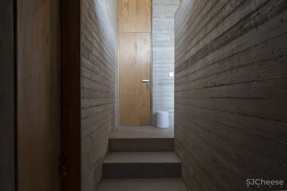 新作 台上之家–大有101,北京 察社办公室