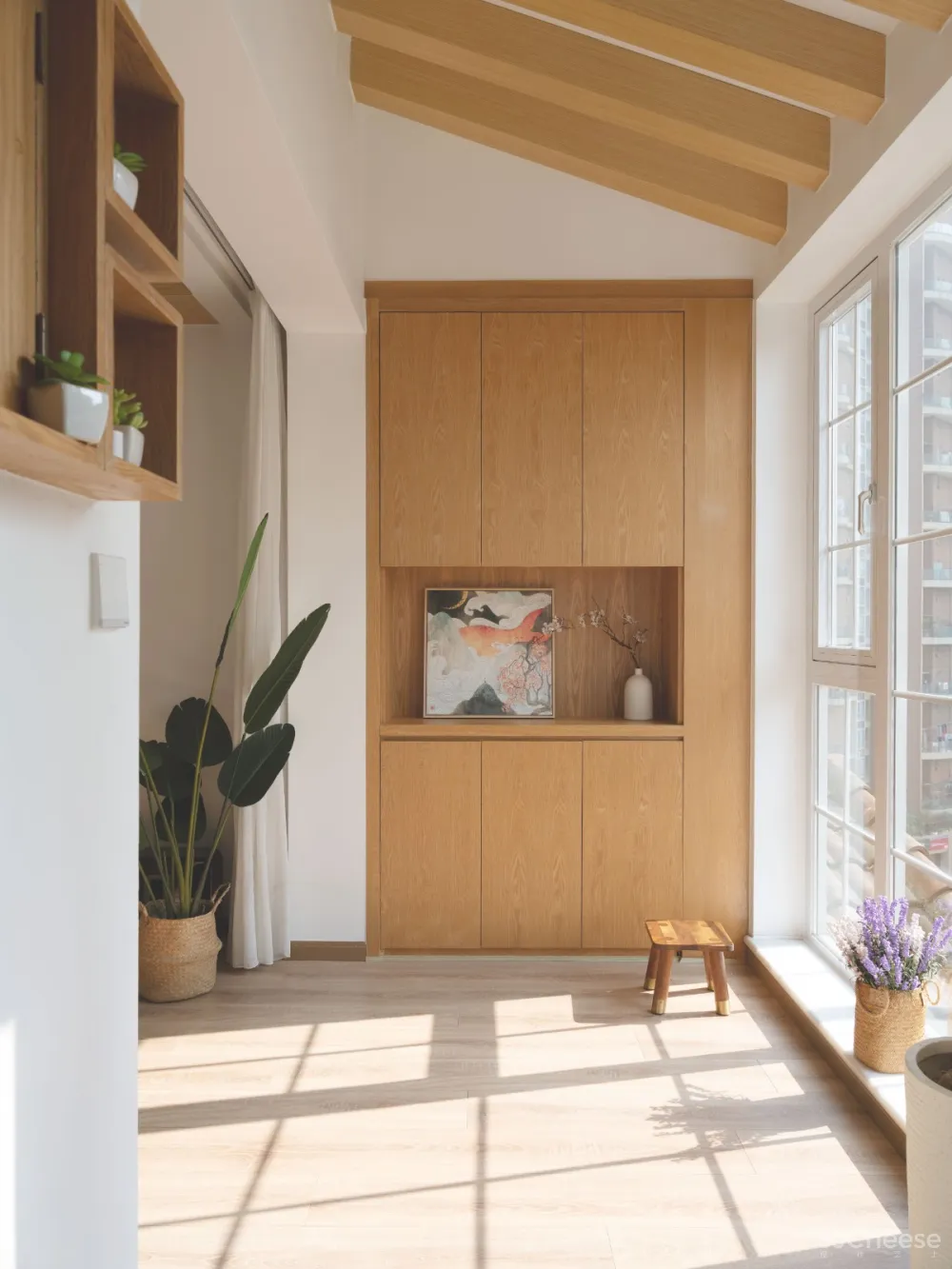 初一 | 超大露台+独立舞蹈室,最舒适的原木风别墅