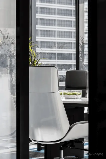 艺居设计 X 国美地产:刚柔并济的绝美设计,完美的曲线,容纳万物!