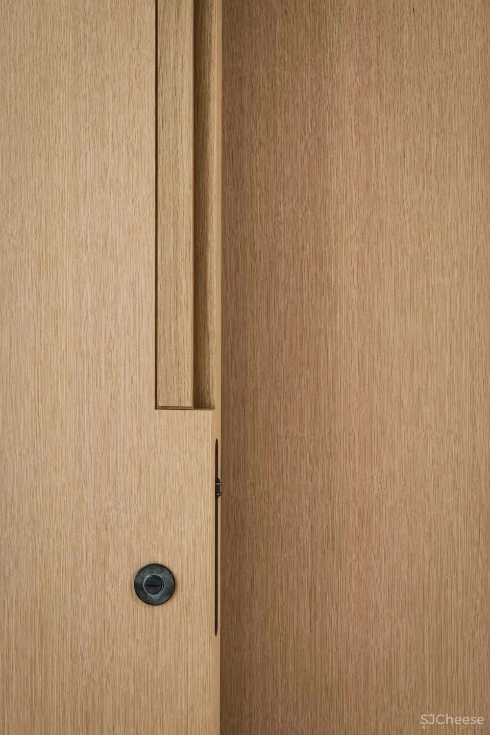 他曾与Kerry Hill 一起设计安缦伊沐,自然朴质的极致呈现