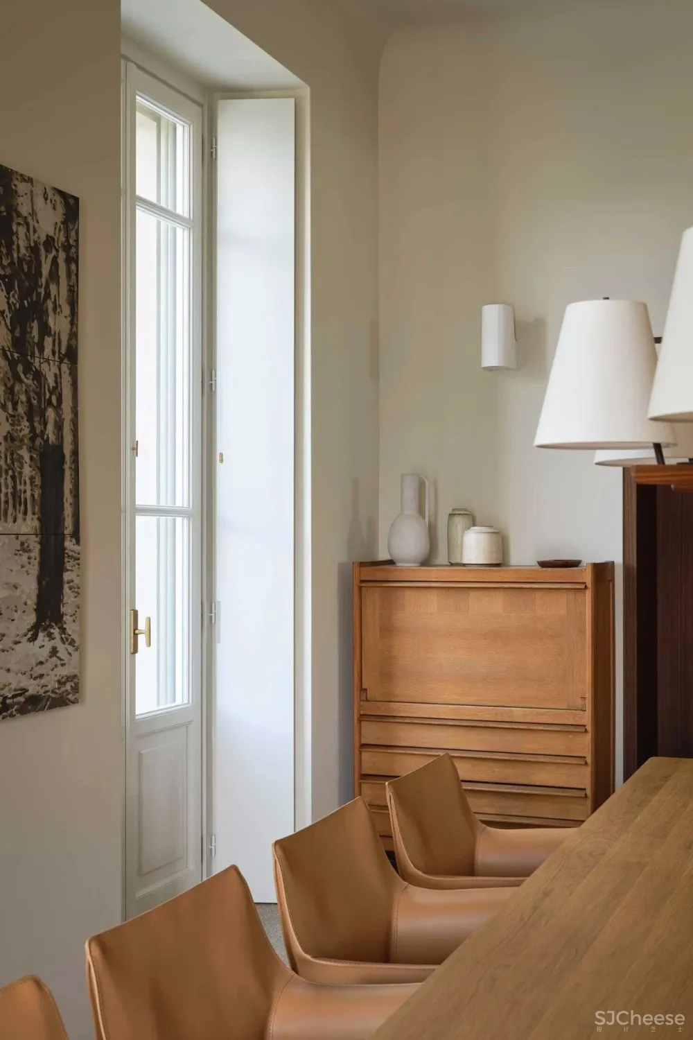 他曾与Kerry Hill 一起设计安缦伊沐,自然朴质的极致呈现