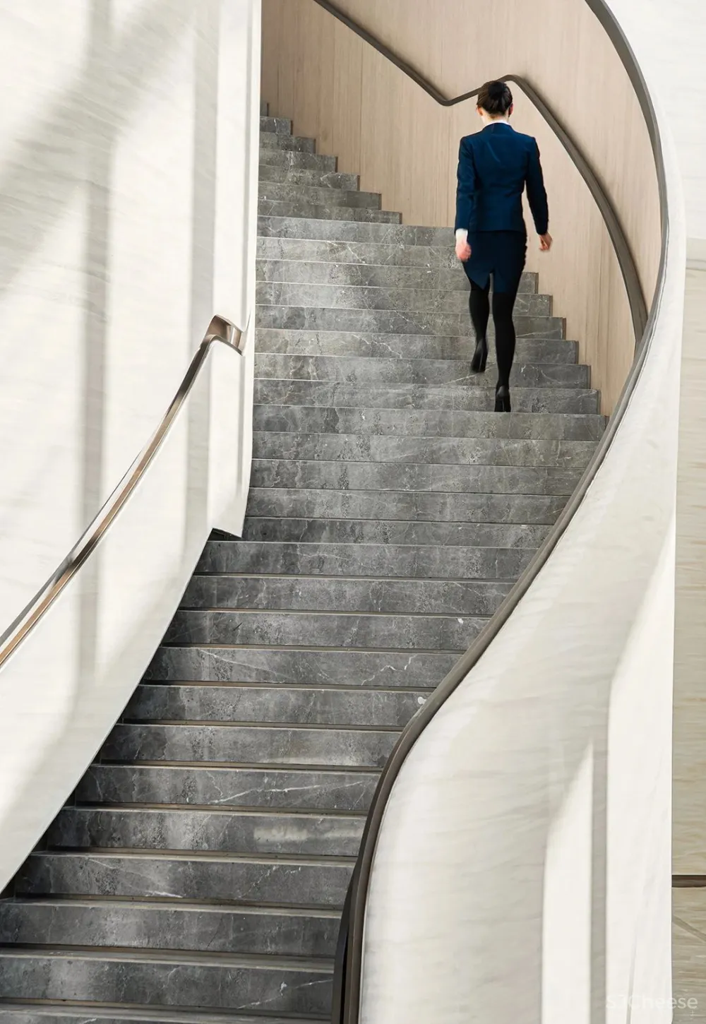 G ART 集艾:极简流线,构筑非凡艺术灵性!