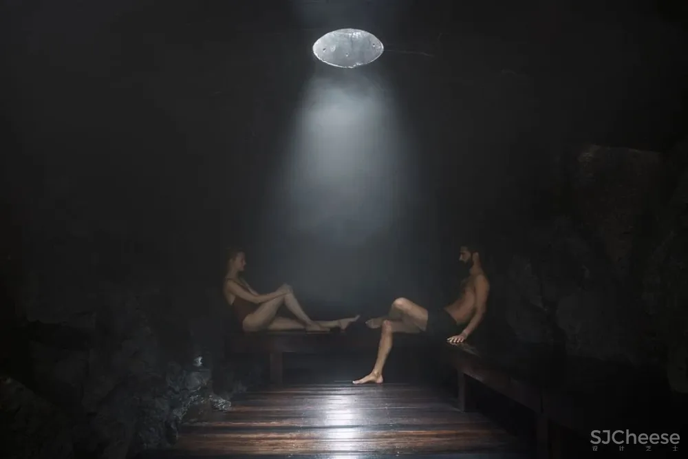 800年火山口的心灵治愈系酒店,全世界都来泡绝美蓝色温泉!