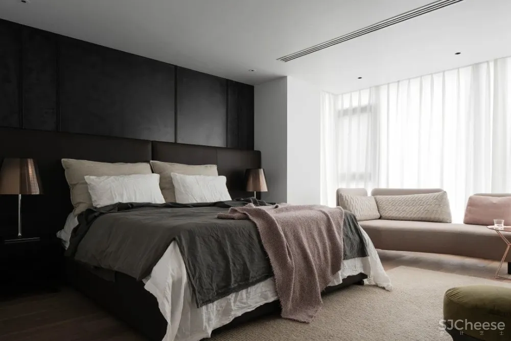 这位明星家!320㎡顶层复式,拆出大平层,超飒超有品!