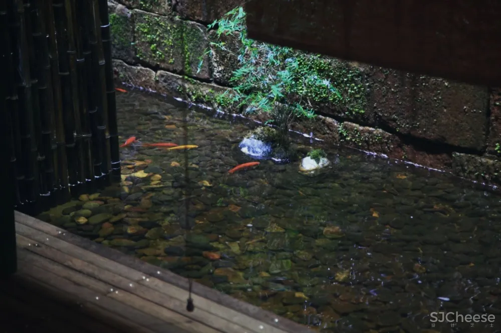 睡loft浴缸房躺看重庆山城一线江景,信步打卡宏村拍汉服写真