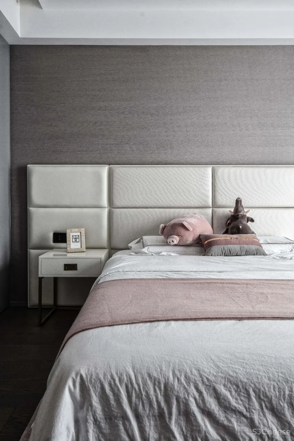 任喆辉:228m²现代私宅,优雅高级,彰显不凡