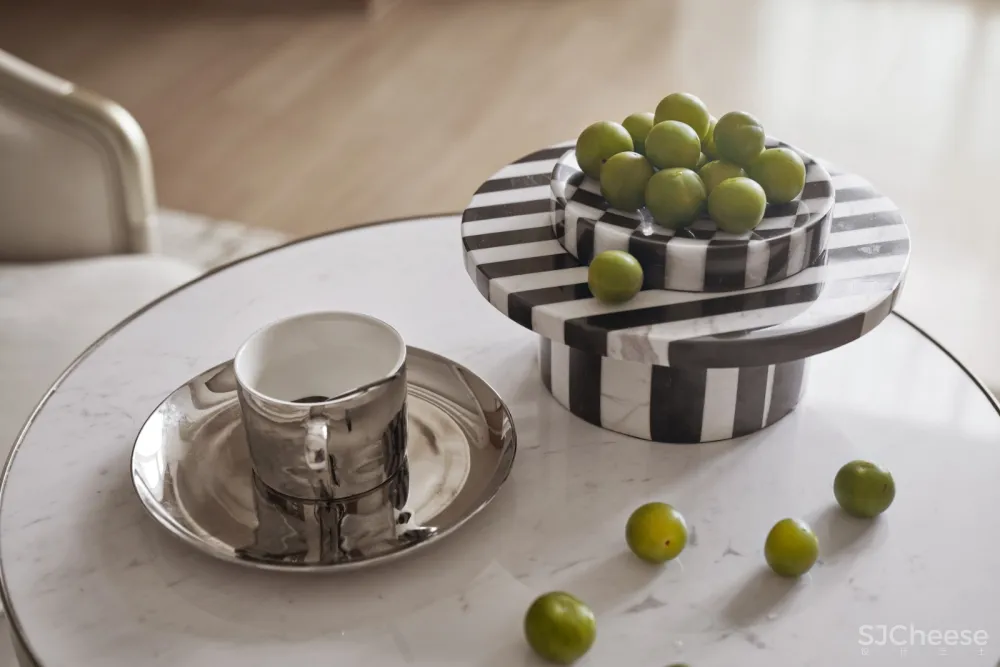 和洛空间设计 700㎡木质栖所，诠释耐人寻味的港式精致!