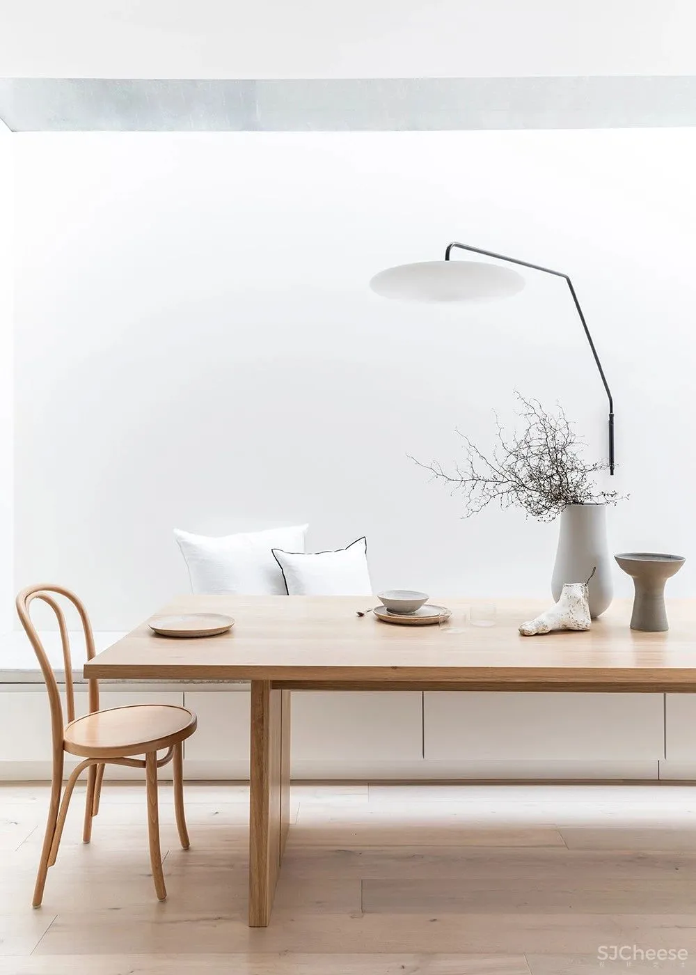 老房改造，一面石头墙美了整个家！