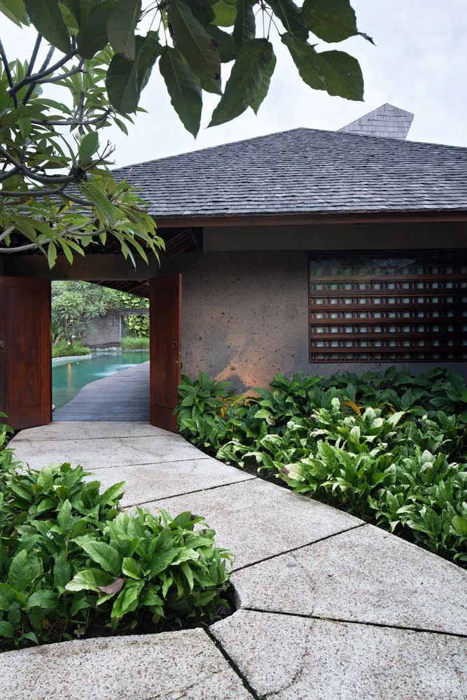 传统材料与现代元素的融合-印尼Santai隐世度假别墅！