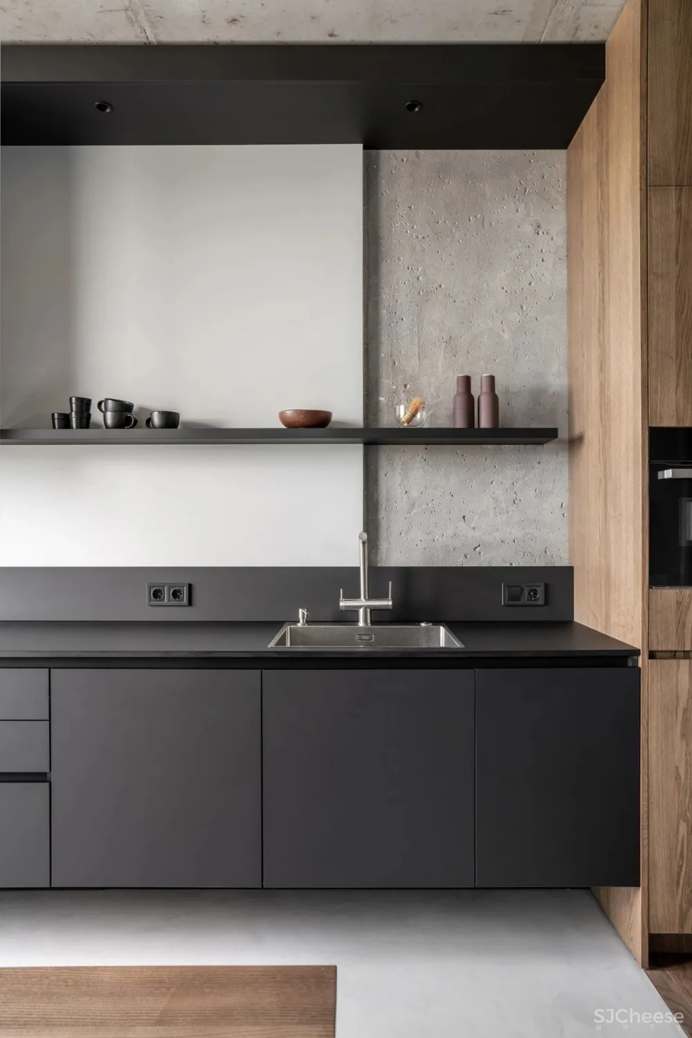 82㎡高级灰公寓，半毛坯、半精装也可以很出彩