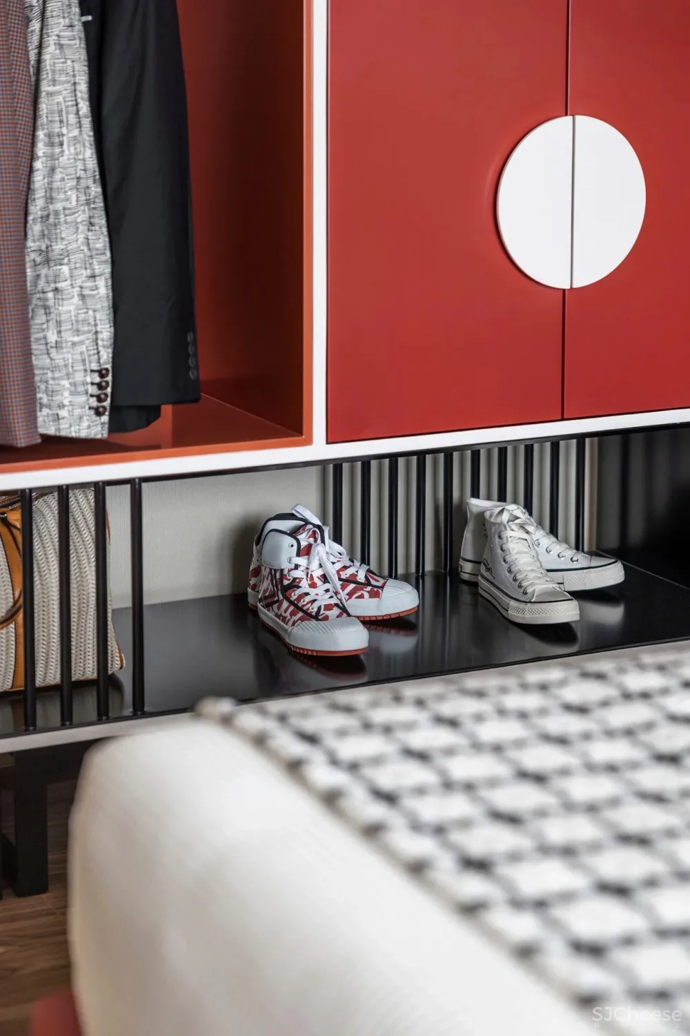 大朴-羽果设计丨现实中的乌托邦,西班牙热情红色的堡垒迷宫