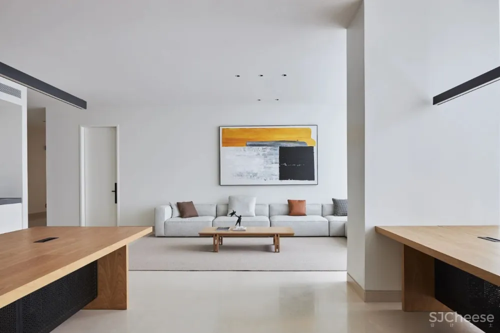 拾一设计:360°环绕式空间,营造简约的未来质感