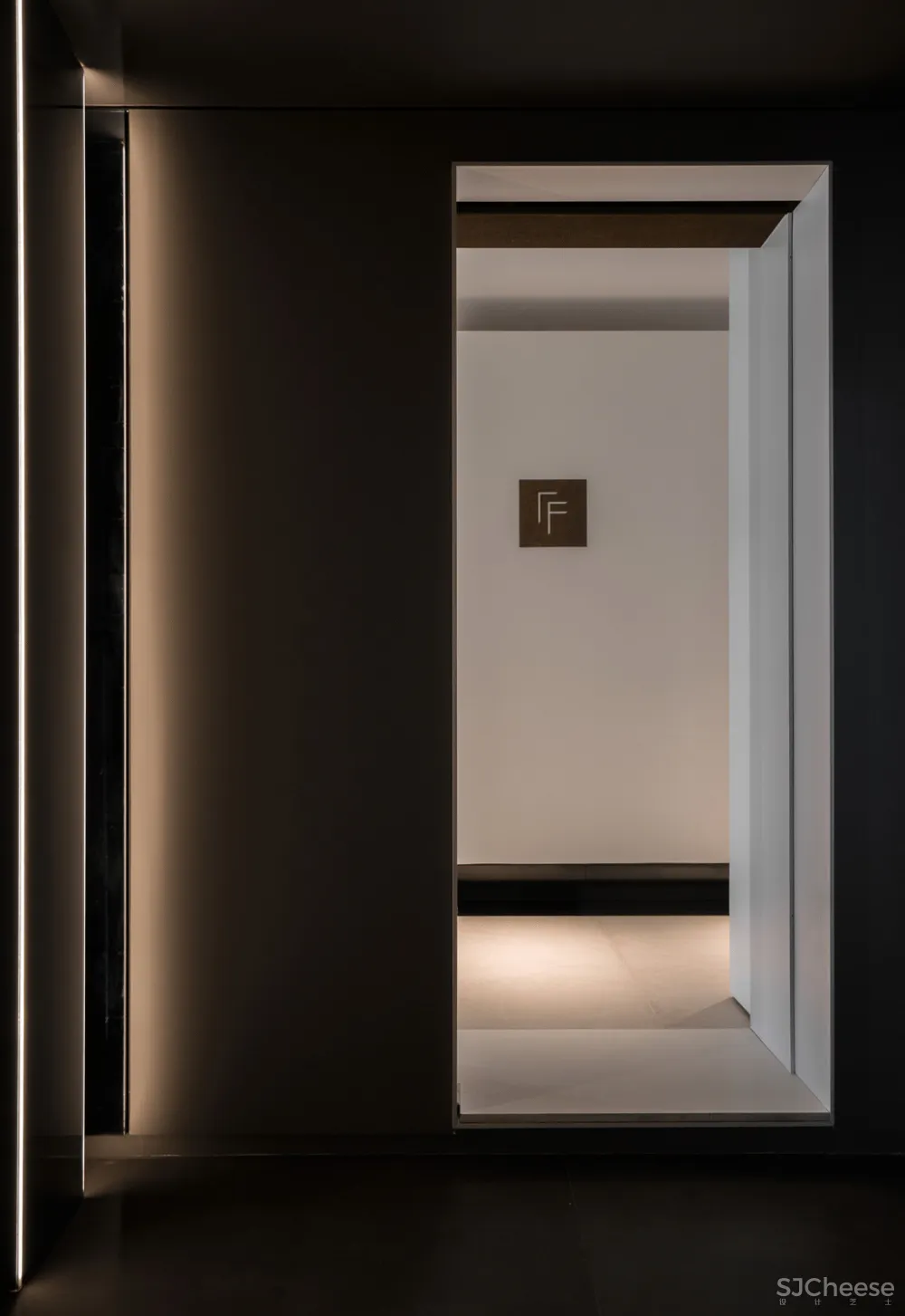 FF STUDIO:红墙之下,“度假式”办公空间