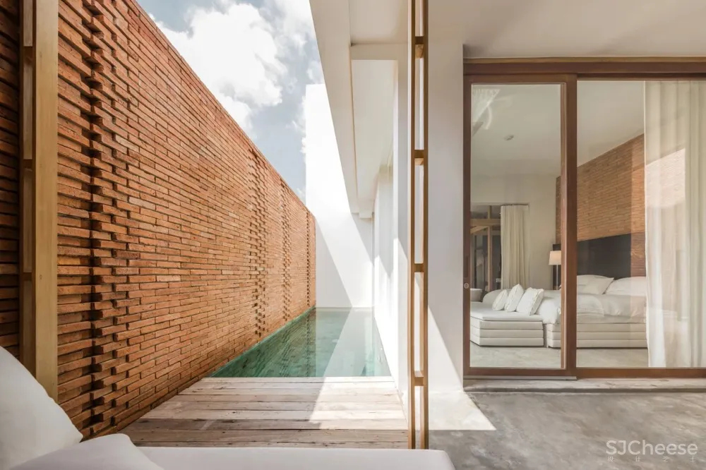 Onion-用红砖在泰国湄南河边营造的2家度假酒店!