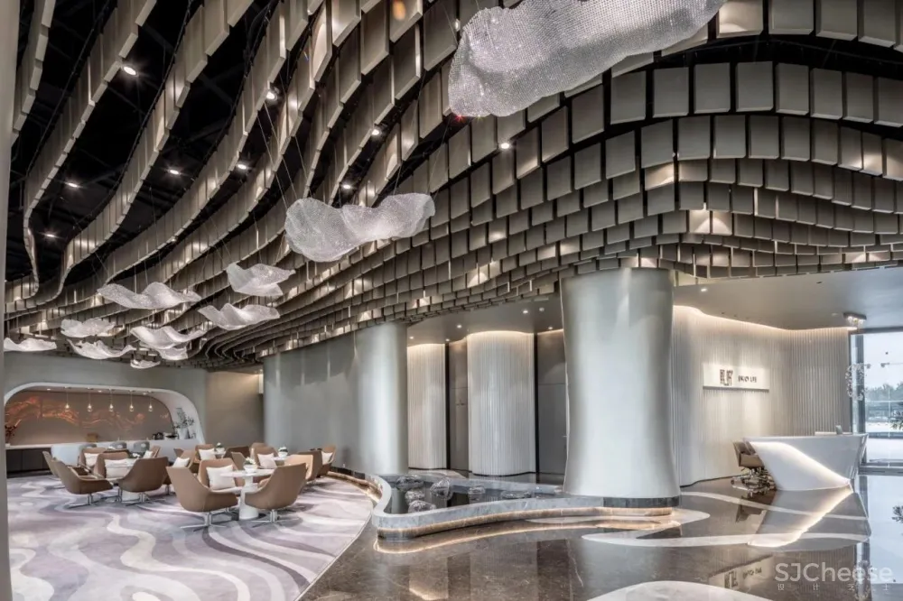 灵动、优雅,解密700㎡至美简奢之境!