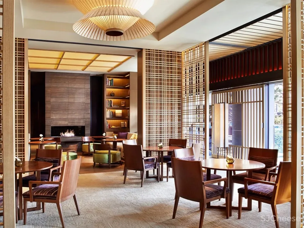 鸭川河畔望东山 I 京都·丽思卡尔顿酒店