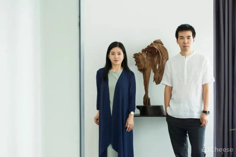 锋尚设计:流动的光与影 滨河珑府销售中心! 中国国际室内设计年鉴