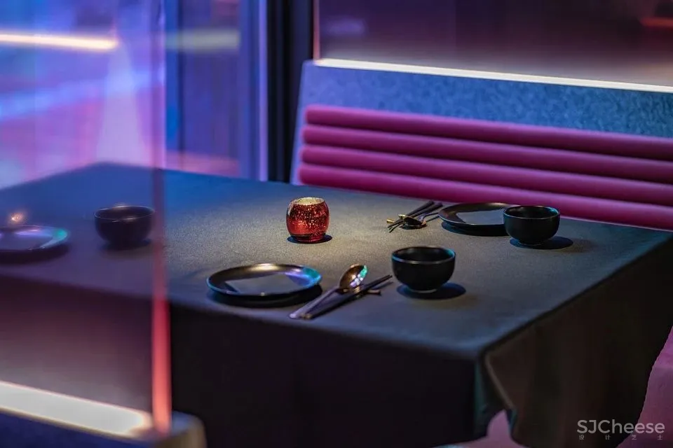 醉东餐厅 上海博纵建筑工程咨询有限公司