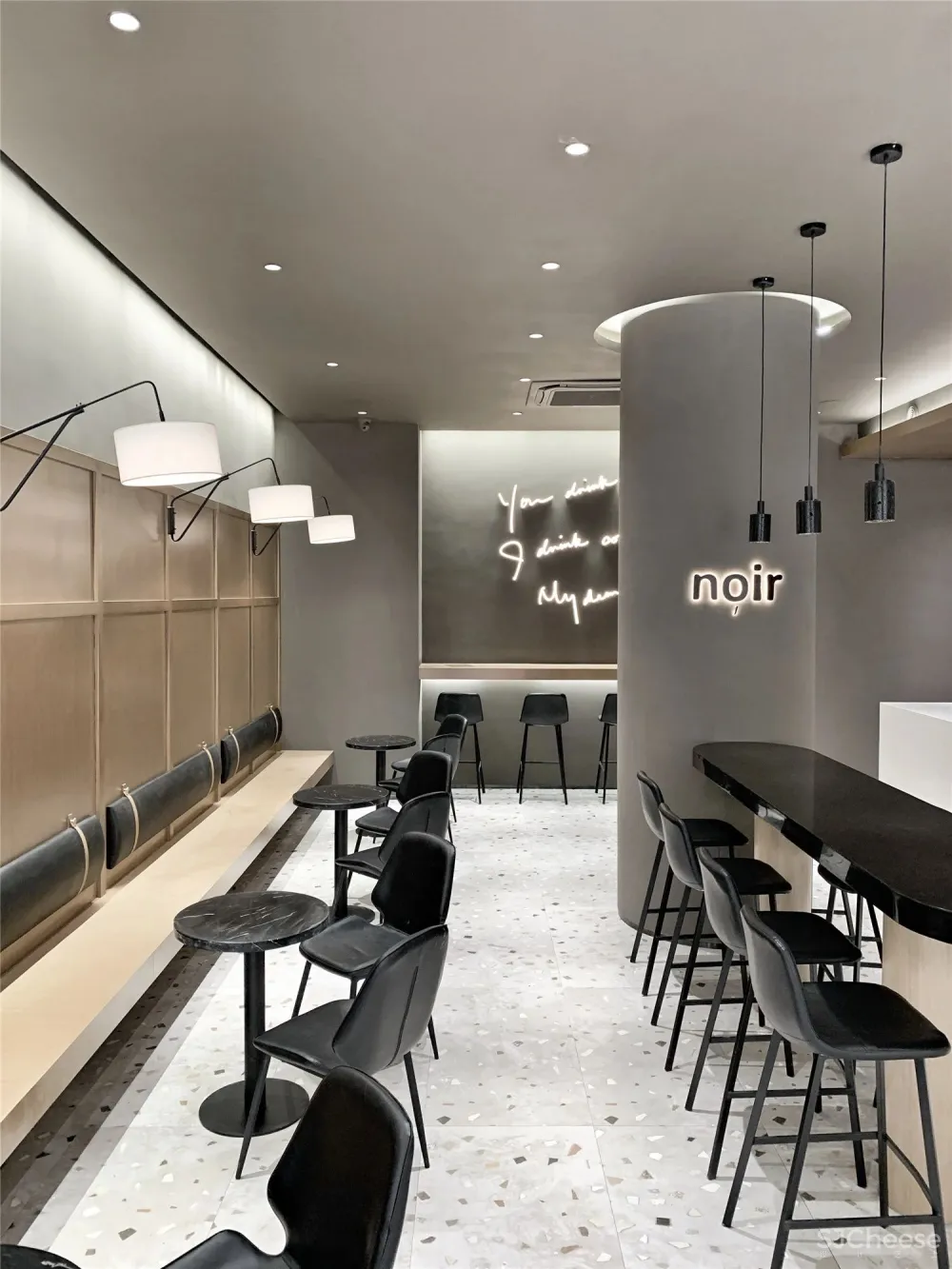 睿上形素设计丨noir cafe
