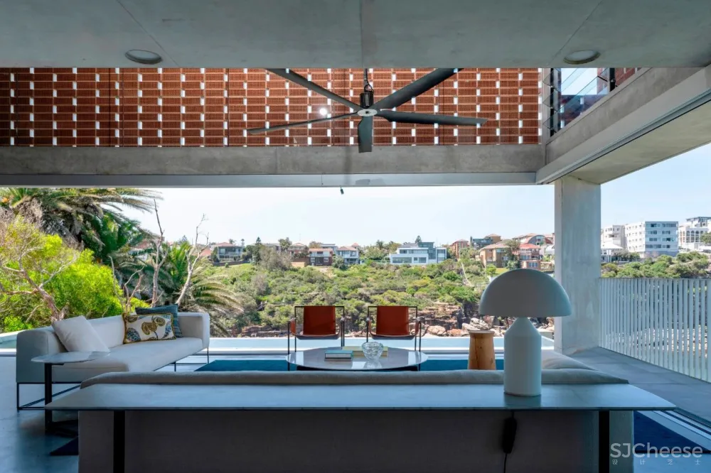 Renato DEttorre Architects丨超酷的海景别墅,深邃于空,容纳万境