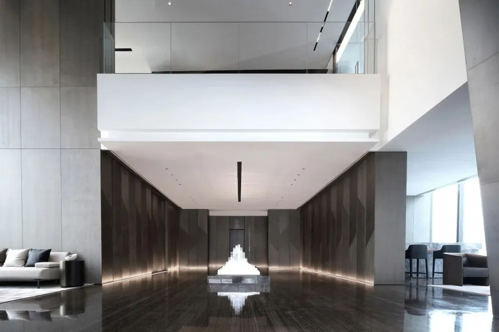 低调、克制,演绎超凡脱俗的高雅格调!