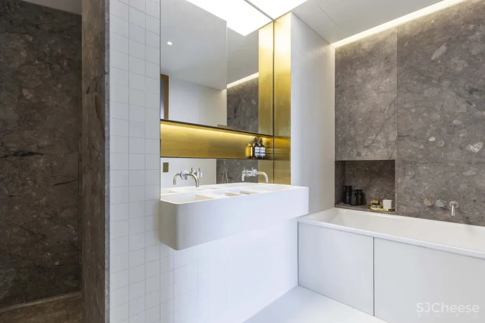 伦敦那个煤气包爆改的公寓,顶层复式样板房公开了,一套卖7000万